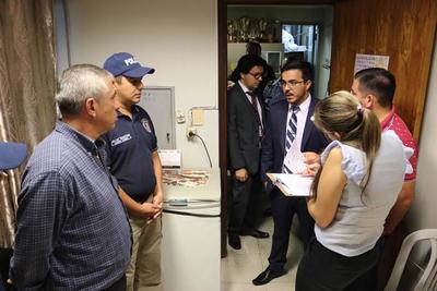 Denuncia de cobro indebido de honorarios fue ingresada a través de portal anticorrupción | .::Agencia IP::.