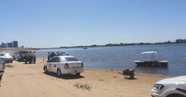 Hallan el cadáver de un indigente en el río