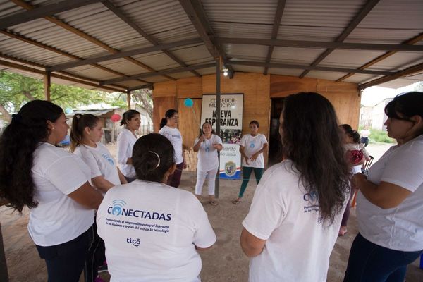 Fomentan el emprendedurismo de mujeres