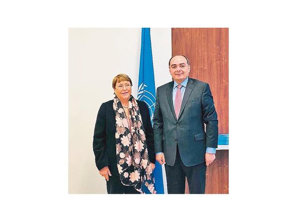 Gobierno invita a Bachelet a visitar el país