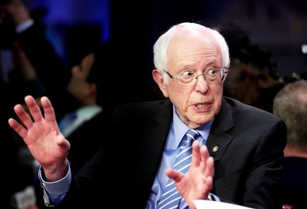 Acosado por críticas, Sanders admite la dictadura de Cuba - Internacionales - ABC Color