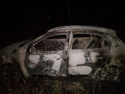 Hallan incinerado vehículo de joven desaparecido - Nacionales - ABC Color