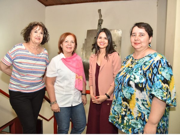 Homenajean a poetas locales por el Día Internacional de la Mujer