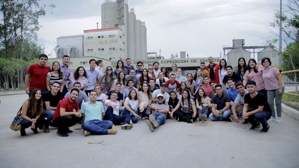 DENDE abrió convocatoria para líderes universitarios