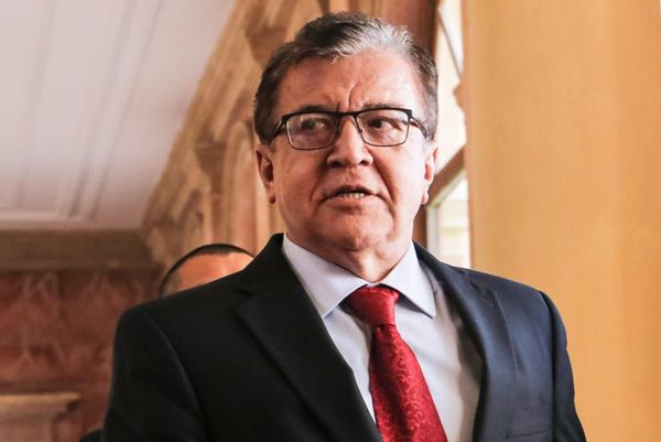 "El nepotismo es brutal", dice Nicanor