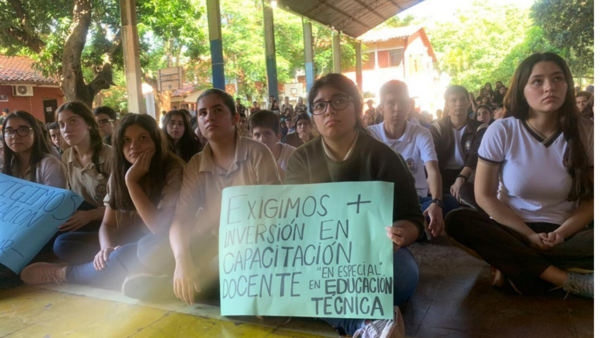 Sumergidos en una crisis educativa