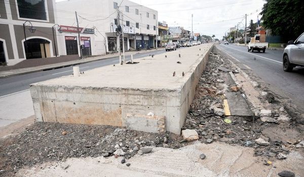 Obras inconclusas del metrobús: Mota Engil aún no respondió emplazamiento del MOPC - Nacionales - ABC Color