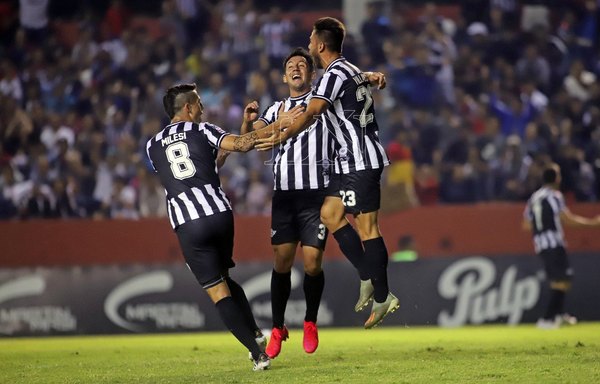 Libertad-Guaireña abren la 7ª fecha con arbitraje de José Méndez