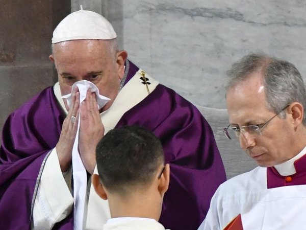Coronavirus: Papa suspende misa por malestares y desata especulaciones