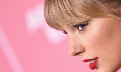 Taylor Swift sorprende con su conversión en hombre para el vídeo de “The Man” - Música - ABC Color