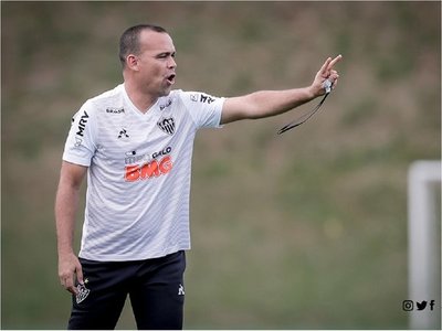 Atlético Mineiro despide a Rafael Dudamel