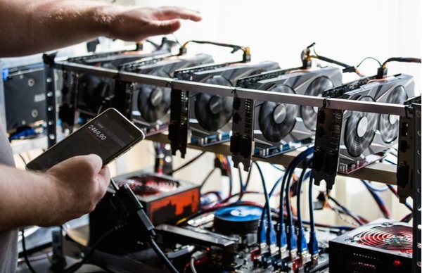 Paraguay es “privilegiada” para minería de criptomomedas debido al bajo costo de energía » Ñanduti