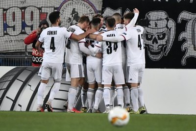 Con Blas Riveros de titular, el Basel FC avanza en la Europa League