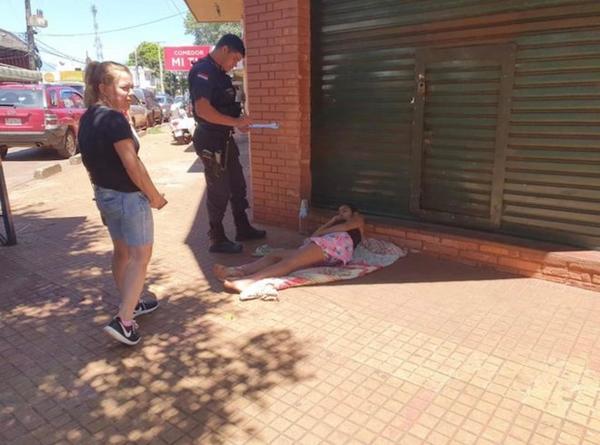 Prenden fuego a una indigente embarazada en Ciudad del Este - ADN Paraguayo