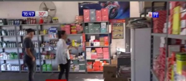 Asalto en local de lubricantes de Capiatá | Noticias Paraguay