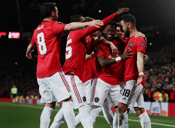 Manchester United se mete a octavos de Europa League