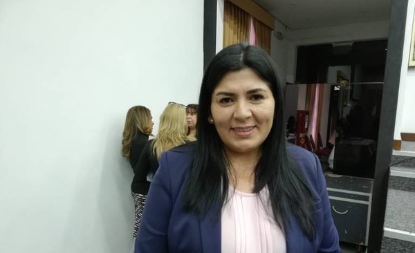HOY / Diputada Del Pilar Medina, presidenta de la Comisión de Equidad y Género de la Cámara Baja, sobre el conservatorio por el día de la Mujer Paraguaya