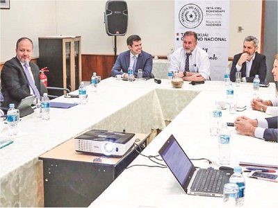 El Gobierno cede y aprueba el pago parcial de sobresueldos en la ANDE