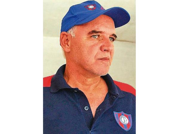 Se fue el DT campeón de Cerro del 87