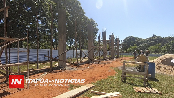 AVANZA CONSTRUCCIÓN DE POLIDEPORTIVO EN GRAL. ARTIGAS