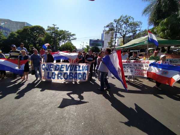 Se manifestaron para exigir cárcel para el clan Zacarías