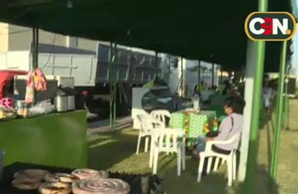 Feria Granjera ya está instalada en la Costanera - C9N