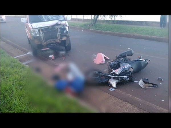 MOTOCICLISTA SE SALVÓ DE MILAGRO EN ACCIDENTE SOBRE COSTANERA SAN ISIDRO