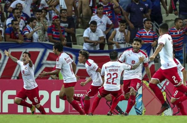 Independiente se clasifica in extremis ante Fortaleza