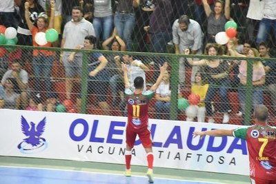 San Ignacio y Horqueta celebran en el Nacional de fútbol de salón