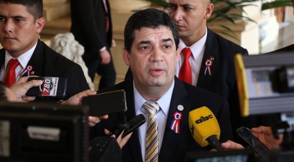 Velázquez busca culpables por la derrota de la ANR - Informate Paraguay