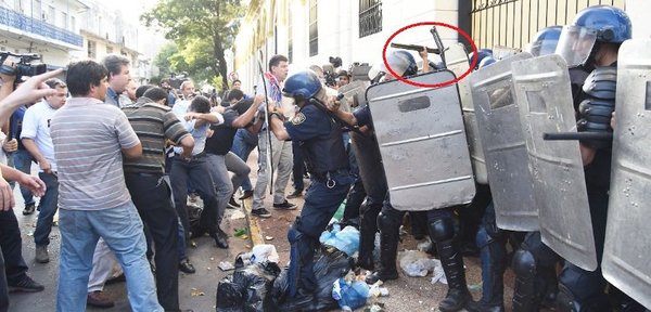 Ratifican condena para policía que disparó en el rostro a diputado | Noticias Paraguay