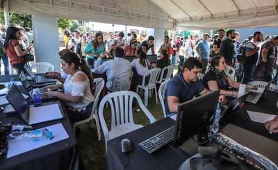 Masiva participación en primera maratón de empleo | .::Agencia IP::.