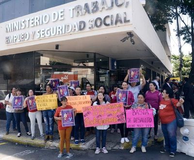 El #8M marcharán contra la precarización y por los derechos laborales de la mujer - Nacionales - ABC Color