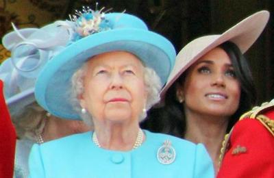 Meghan Markle molesta con la reina Isabel II por los obstáculos para salir de la realeza - C9N