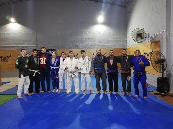 DESARROLLAN SEMINARIO TÉCNICO Y DE ARBITRAJE DE JIU JITSU