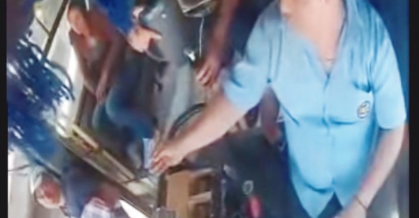 ¿Chófer es cómplice de los asaltantes en buses?
