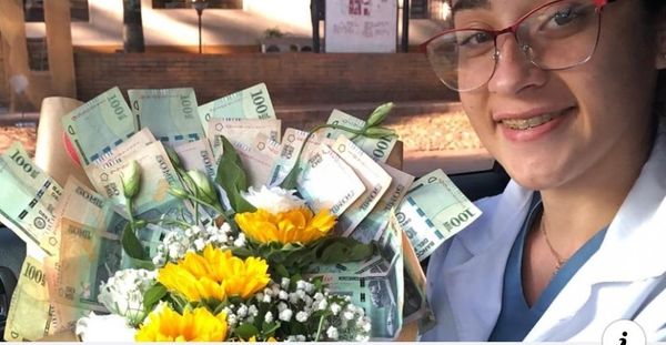 Recibió un ramo con G. 1.500.000 en billetes por el Día de los Enamorados - Digital Misiones