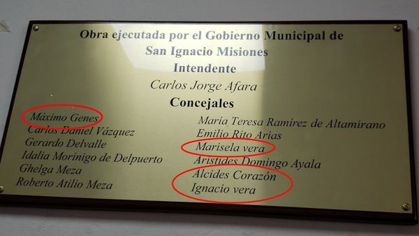 La placa del nuevo Juzgado de San Ignacio Misiones tiene varios errores ortográficos - Digital Misiones