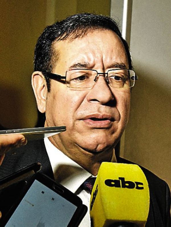 Autorizan nueva pericia de bienes de Cuevas - Política - ABC Color