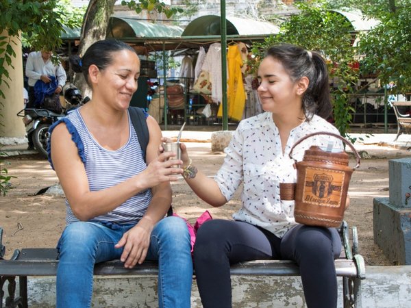 El Tereré alivia  el mal de amores, dijo yuyera