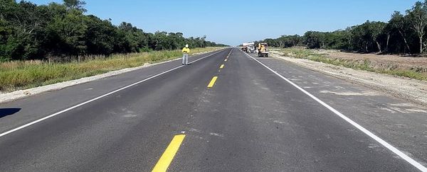 Inauguran hoy primeros 36 km de asfalto de A. Paraguay - Economía - ABC Color