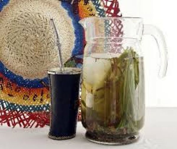 El tereré, un símbolo de identidad nacional que celebra su día