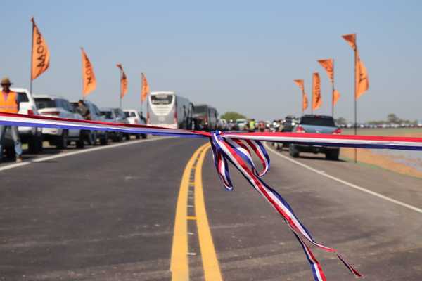 Corredor Bioceánico suma 64 km a un año de inicio de obras | .::Agencia IP::.