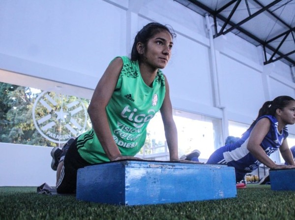 Con la mirada puesta en el objetivo - APF