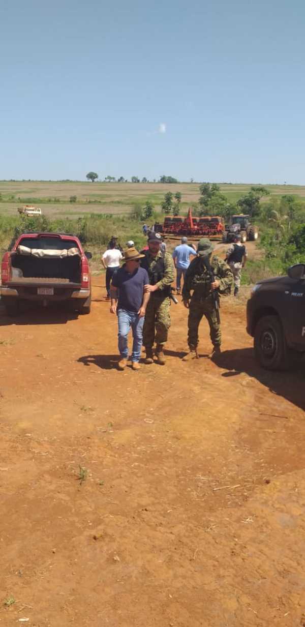 Usurpadores de tierras de fundación causan incidentes y acaban detenido