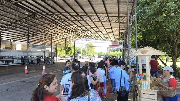 DÍA NACIONAL DEL TERERÉ: GOBERNACIÓN HABILITÓ PUESTO DE TERERÉ EN LA FRONTERA.