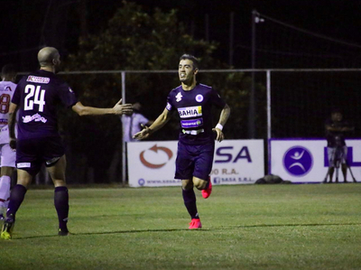 El “12” goza con su primera victoria en el Apertura