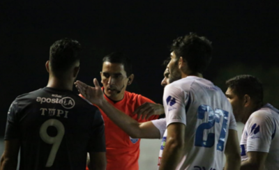 HOY / Juan López, un árbitro con mano de hierro y carácter de cristal