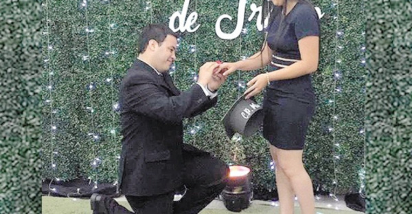 Defensa de tesis opa en pedido de matrimonio