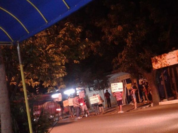 Fiscala denuncia un atentado en escrache - Judiciales y Policiales - ABC Color